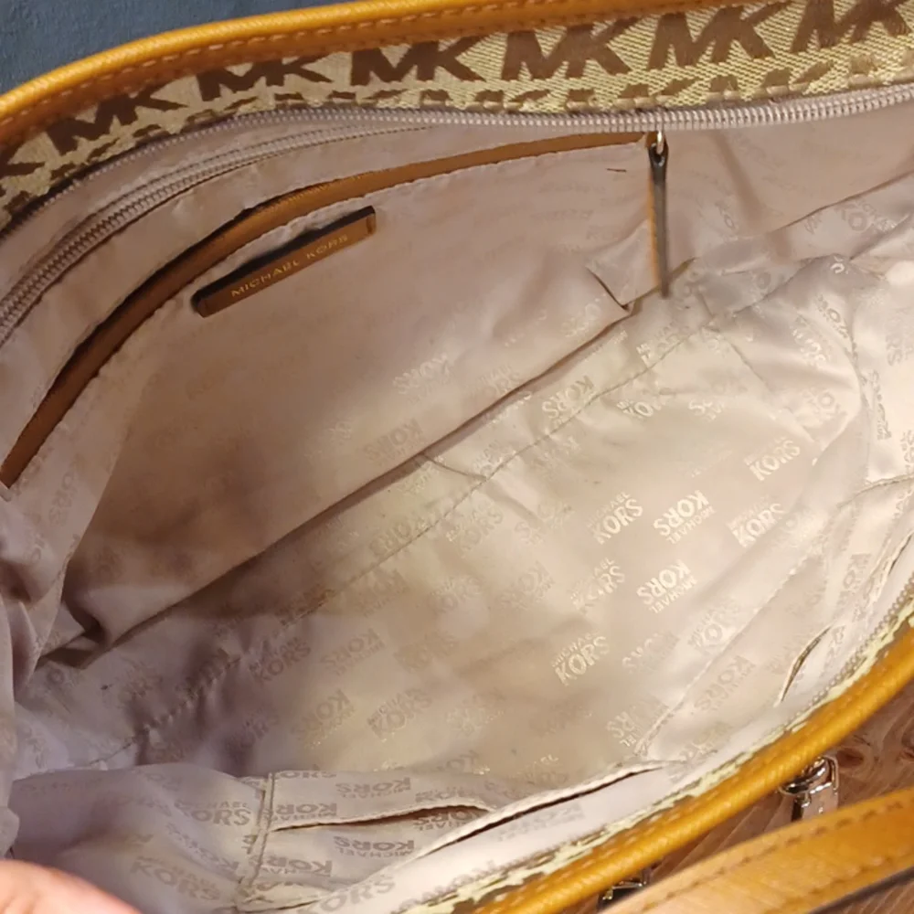 Michael Kors  bag